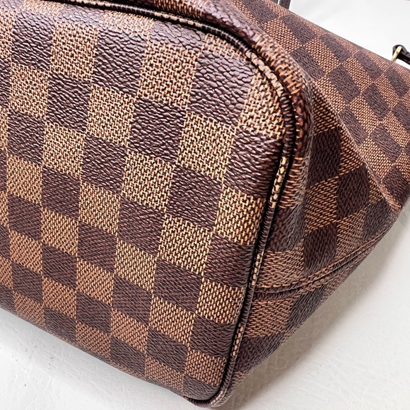 Louis Vuitton Neverfull MM Damier Ebene Tote - NEW - Picture 11 of 16